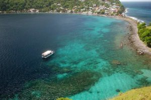 Dominica-Diveboat